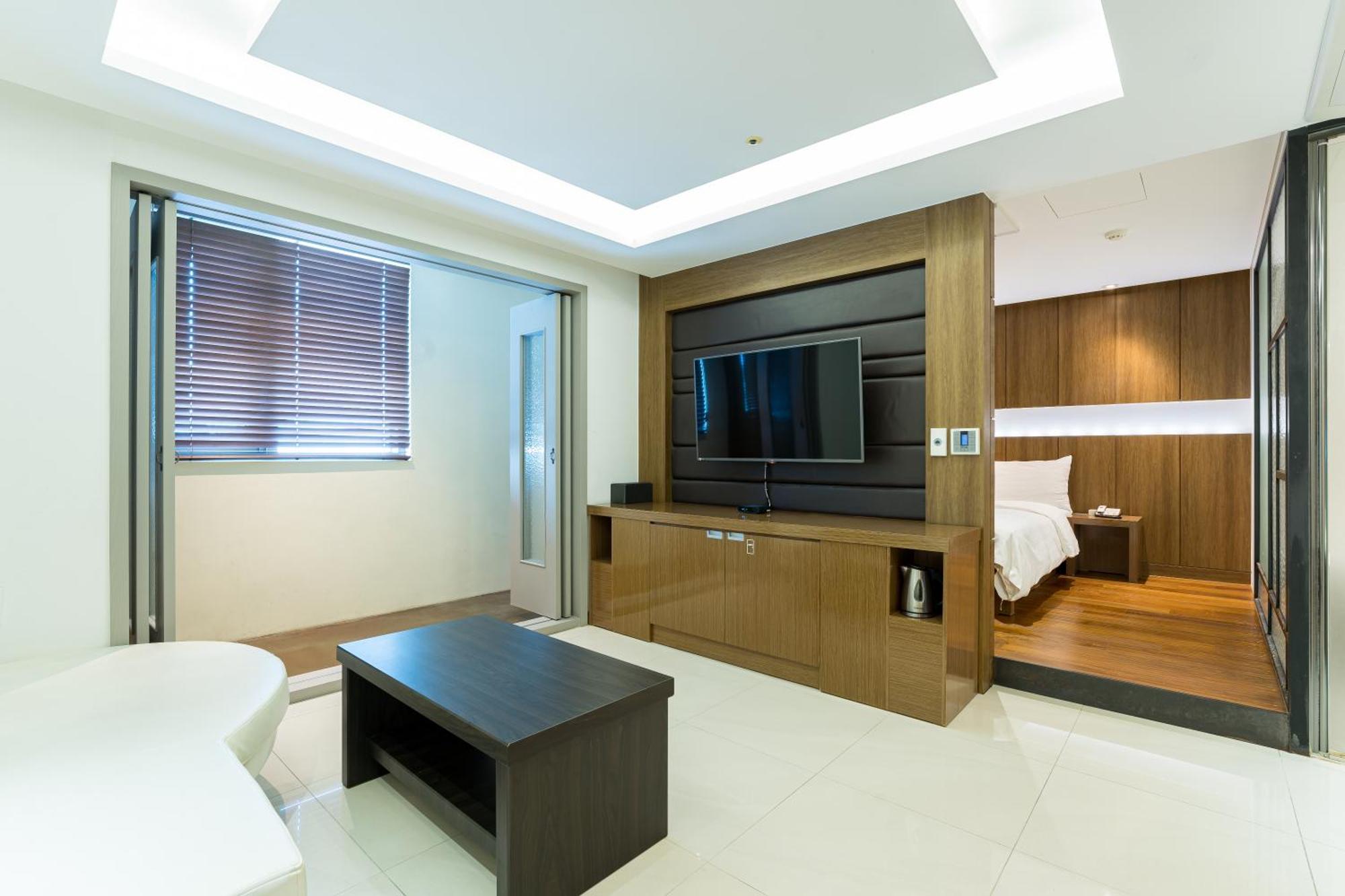 Browndot Songdo Hotel 4*