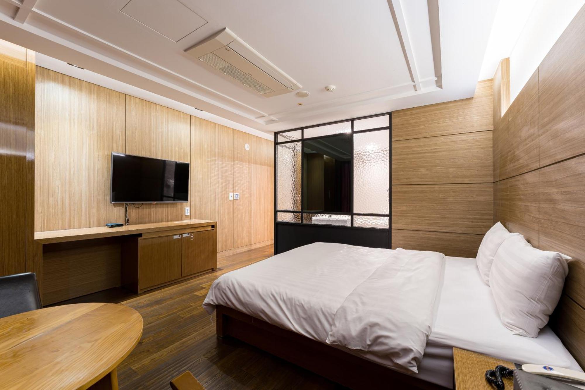 Browndot Songdo 4*